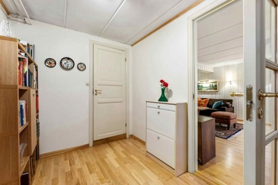 alex-tyson-d_VDMsoGJgw-unsplash-min